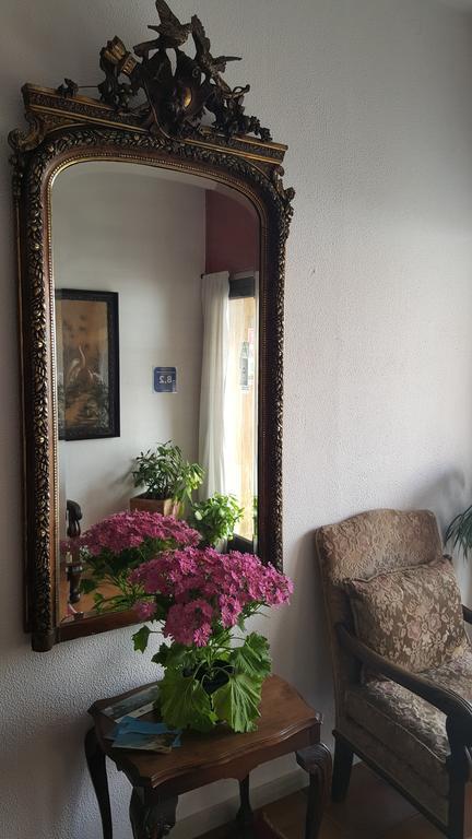 Hostal Residencia Catalina Palamos Exterior photo